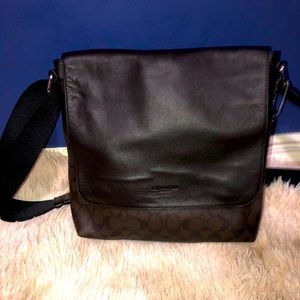 COACH Messenger Bag